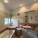 Villa Maison Contemporaine Avec Parc Et Piscine Privee Au Coeur Du Perigord Noir - Fr-1-824-27