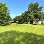 Maison Contemporaine Avec Parc Et Piscine Privee Au Coeur Du Perigord Noir - Fr-1-824-27 Villa Le Bugue