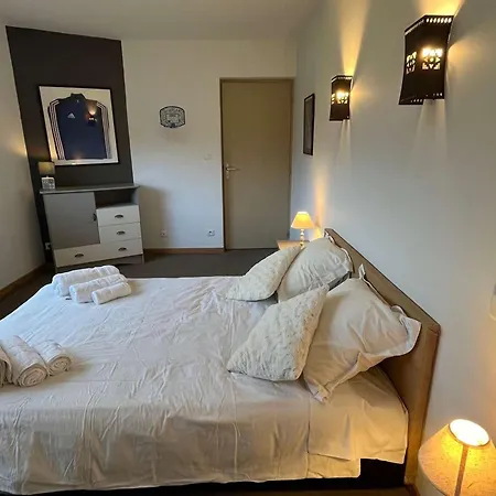 Maison Contemporaine Avec Parc Et Piscine Privee Au Coeur Du Perigord Noir - Fr-1-824-27 Le Bugue