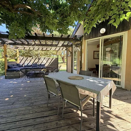 Maison Contemporaine Avec Parc Et Piscine Privee Au Coeur Du Perigord Noir - Fr-1-824-27 Villa *